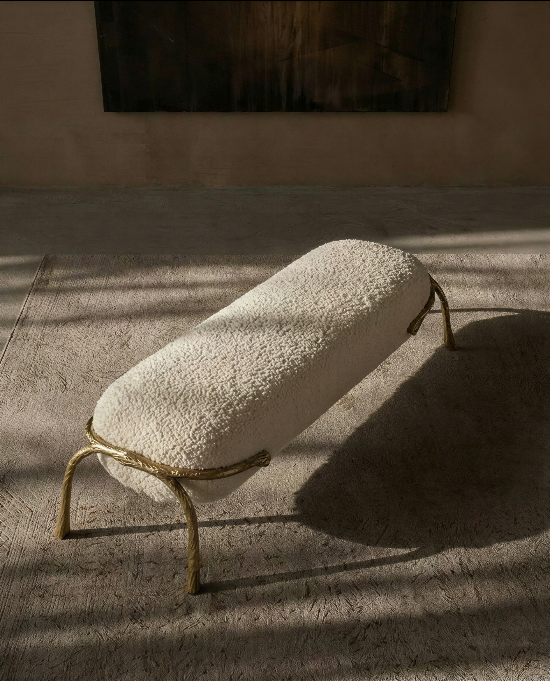 Mira Bench photo 3
